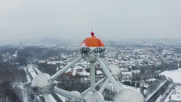 Aerial view of the Atomium in wintertime, Brussel, Belgium. alt