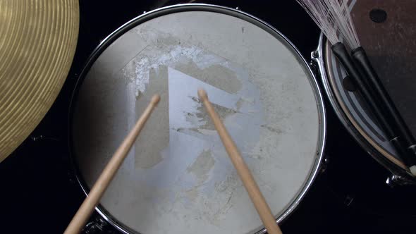 the Drummer Plays with Sticks on a Snare Drum Home Lesson Training alt