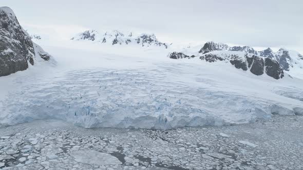 Antarctica Coast Glacier Melting Ice Aerial View alt