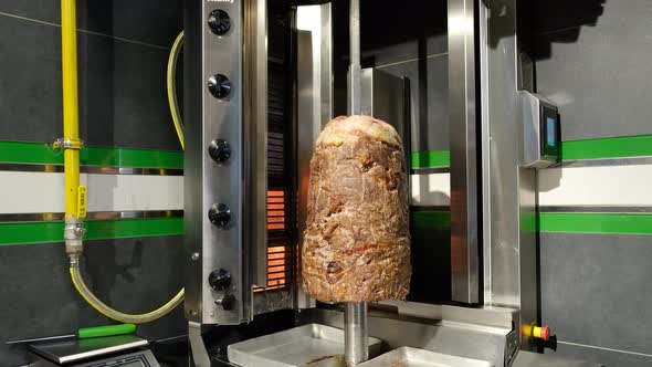 Automatic Meat Doner Slicing Machine alt