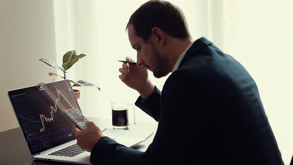 Investment Stockbroker Stock Market Analysis alt