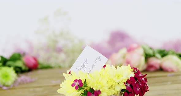 Happy mother day card on flowers alt