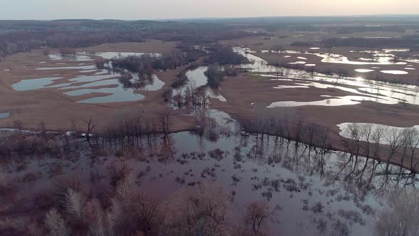 Aerial Video of a Spring Flood alt
