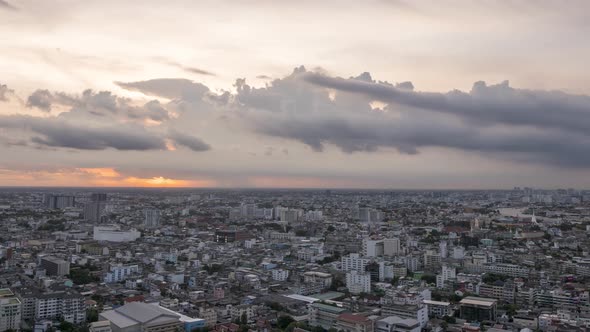Time lapse of cloudement over Bangkok cityscape alt
