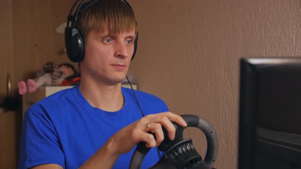 Man Online Driving Training alt