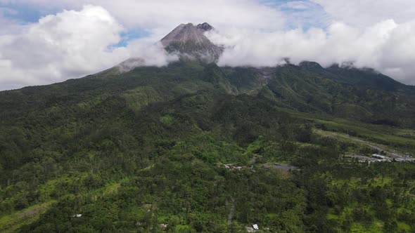 Scenic view in Merapi Mountain, one of popular destination in Yogyakarta, Indonesia. alt