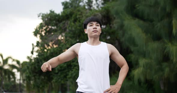 Man stretching outdoor alt