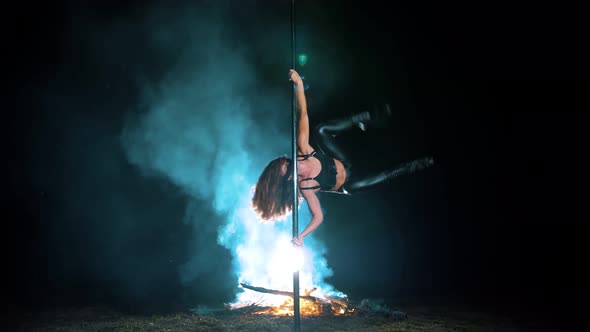 Pole Dance alt