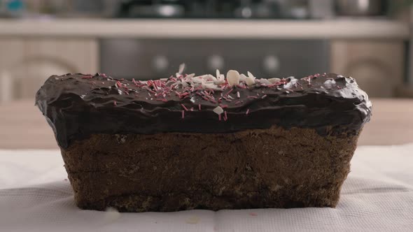 Preparing Easter cakes for the holiday. Glaze and topping for Easter. alt