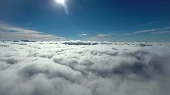 8K Rise Above The Clouds