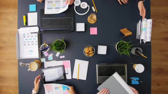 Business Team with Gadgets Working at Office Table alt
