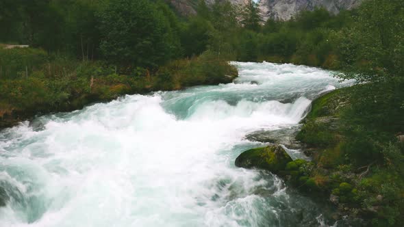 Briksdalsbreen glacier arm of Jostedalsbreen, Briksdalsbre, Norway alt