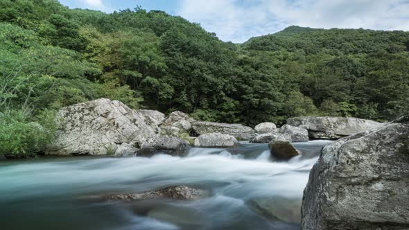 Deep Valley Stream 1 4k 60p