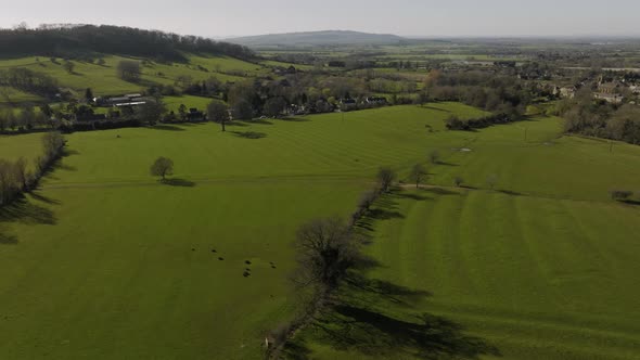 Flat Valley Landscape Broadway Village Green Fields Winter Aerial Establishing Shot Worcestershire U alt