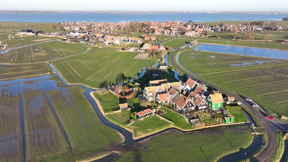 Harbour of Marken Old Historic Characteristic Picturesque Fishing Village Touristic Sight Seeing alt