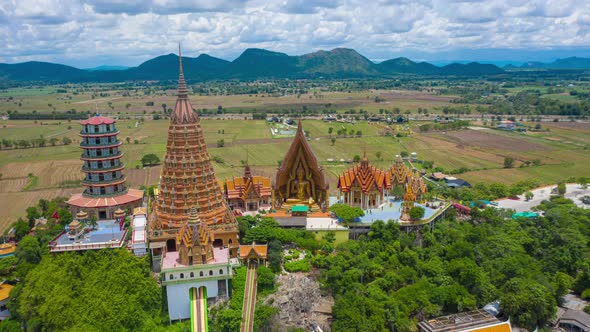 Tiger Cave Temple (Wat Tham Suea) is one of the most interesting and beautiful temples of Thailand. alt