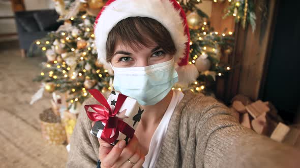 Christmas Selfie Videocall during the Pandemic