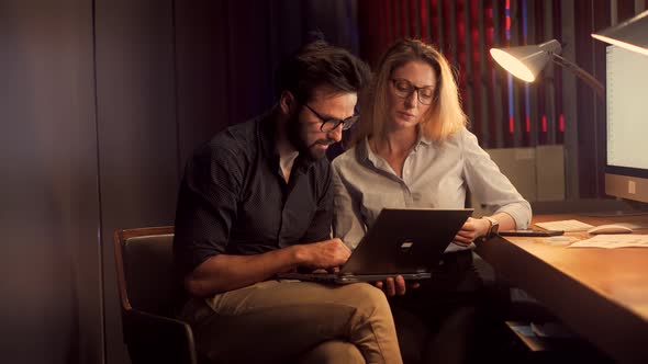 Client Benefit Negotiations.Consultant Insurance Consulting And Sales Presentation.Sales Workshop alt