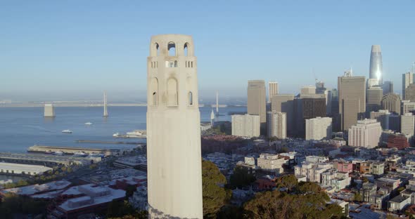 Aerial Pan Around the Coit Tower in San Francisco alt
