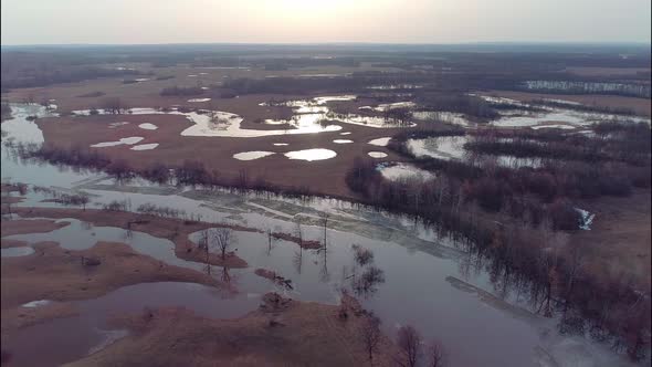 Aerial Video of a Spring Flood alt