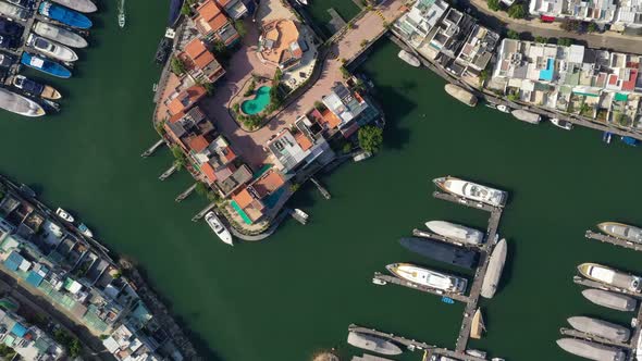 Hong Kong yacht club in Sai Kung alt