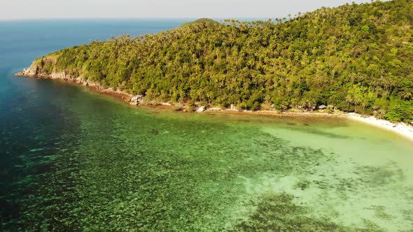 Aerial Drone View Small Koh Ma Island, Ko Phangan Thailand. Exotic Coast Panoramic Landscape, Mae alt
