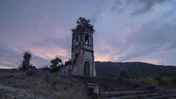 Timelapse day to night transition Church of the Sacred Heart of Jesus alt