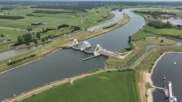 Amerongen Weir and Lock Complex is a Hydraulic Work of Art in the Netherlands alt