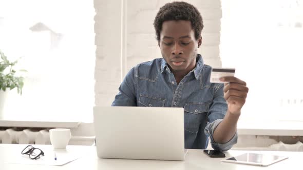 Successful Online Shopping By African Man Online Banking alt