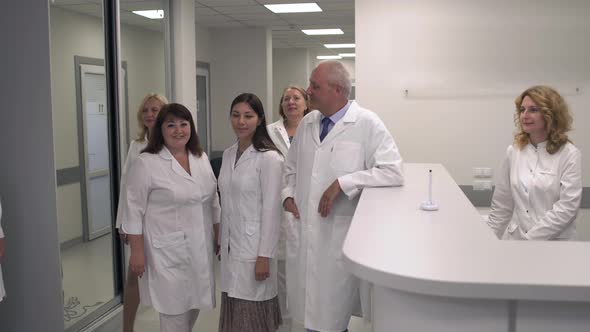 Doctors of the Medical Center at the Reception alt