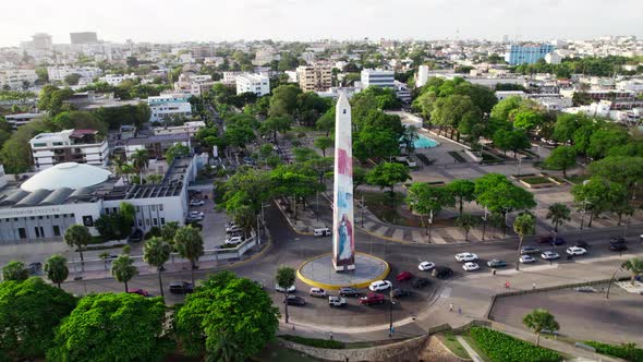 Obelisk of the malecon of Santo Domingo