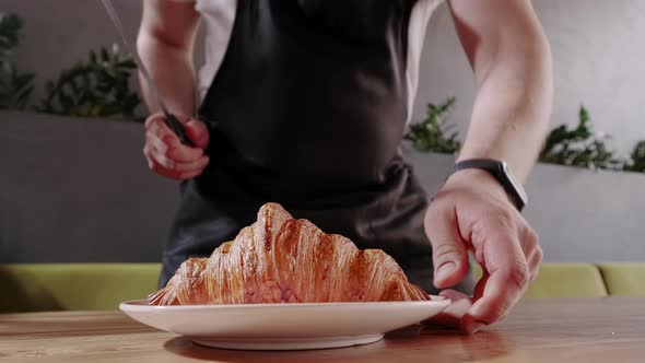 Classic French Croissants alt