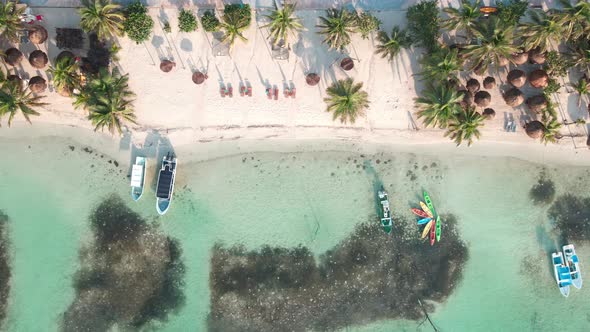 Beach seen from air near Cancun alt