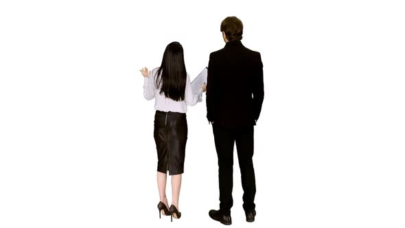 Woman Manager And Male Client Discussing Something alt