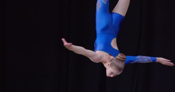 Beautiful Performance of Aerial Gymnastics By Two Young Girls on Stage alt