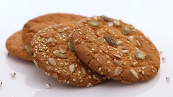 Wheat Fall on Dietary Cookies Eat Oatmeal Cookies