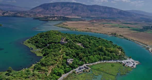 The Beautiful Coast of Southern Albania alt