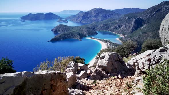 Amazing beautiful panoramic view from drone of Oludeniz Blue lagoon beach in Fethiye in Mugla alt