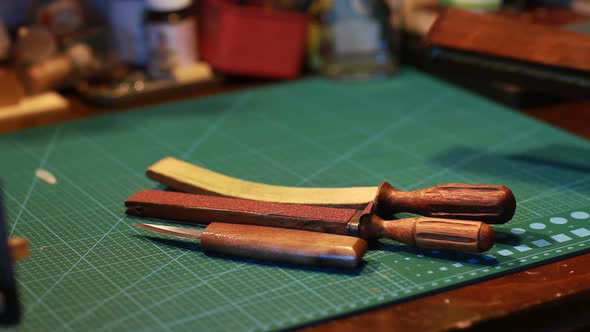 wood cutter and sharpening tool