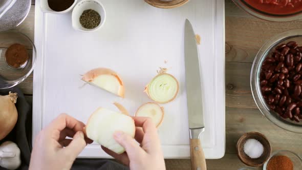 Step by step. Cooking homemade turkey chili for dinner alt