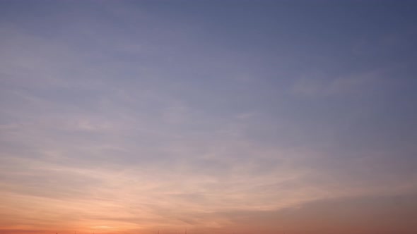 4K Sky Time lapse, Beautiful background, Sky Timelapse of skyscrapers. alt