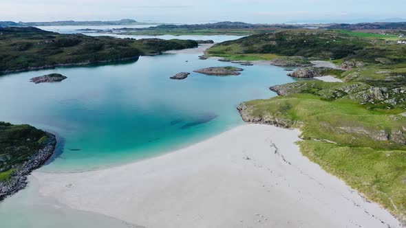 Sea Reaching the Beach on The Isle of Mull alt