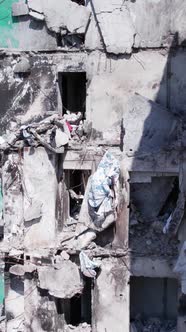 Vertical Video of a Bombedout House in Borodyanka Ukraine alt