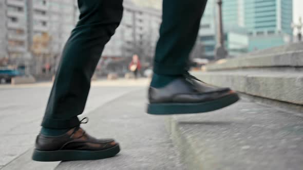 walking in platform shoes