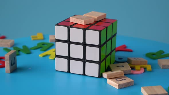 Alphabet block drop at rubik's cube alt