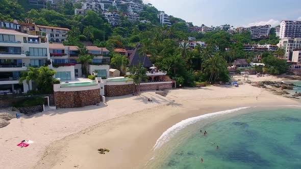 Playa en Puerto Vallarta alt
