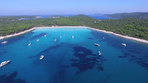 Aerial view of yachts and sailing boats, Dalmatian paradise alt