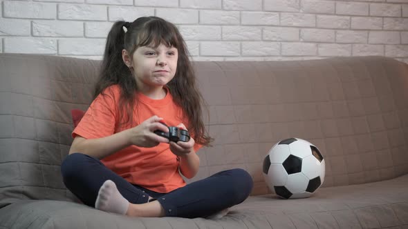 Football on Play Station alt