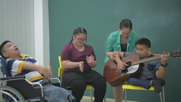 Education concept of 4k Resolution alt