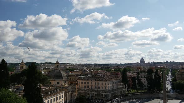 Time lapse from Piazza del Popolo in Rome alt